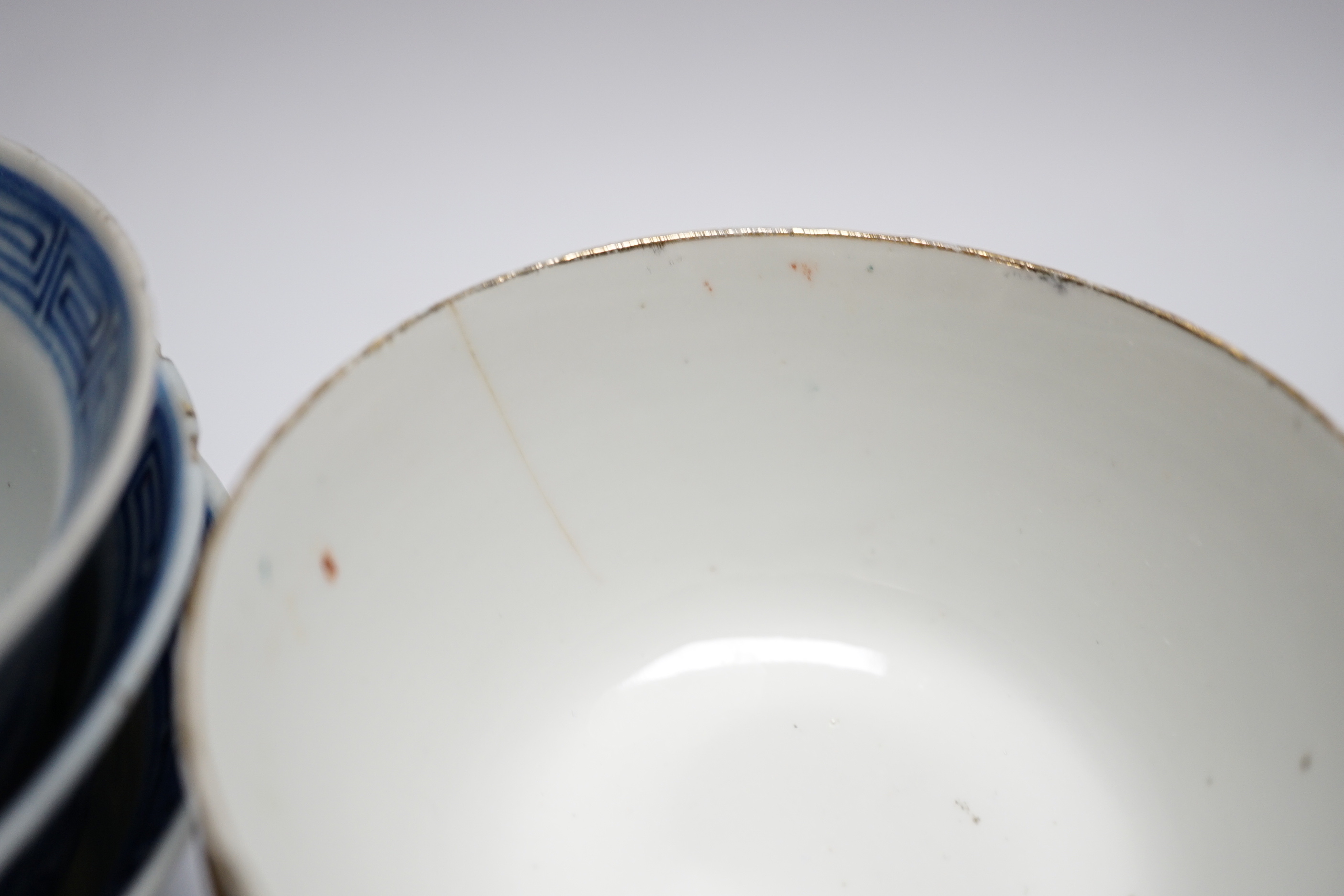 A Group of early 20th century Chinese porcelain tea bowls (16)